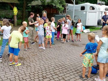Gra terenowa podczas Wielkiego Dnia Pszczół 2019, fot. A. Świć